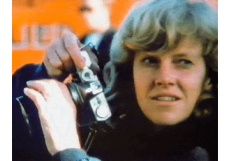 Ann Kroeber on the set of Blue Velvet