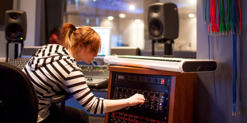 Program Stoudio How to Start a Career in Post-Production Audio